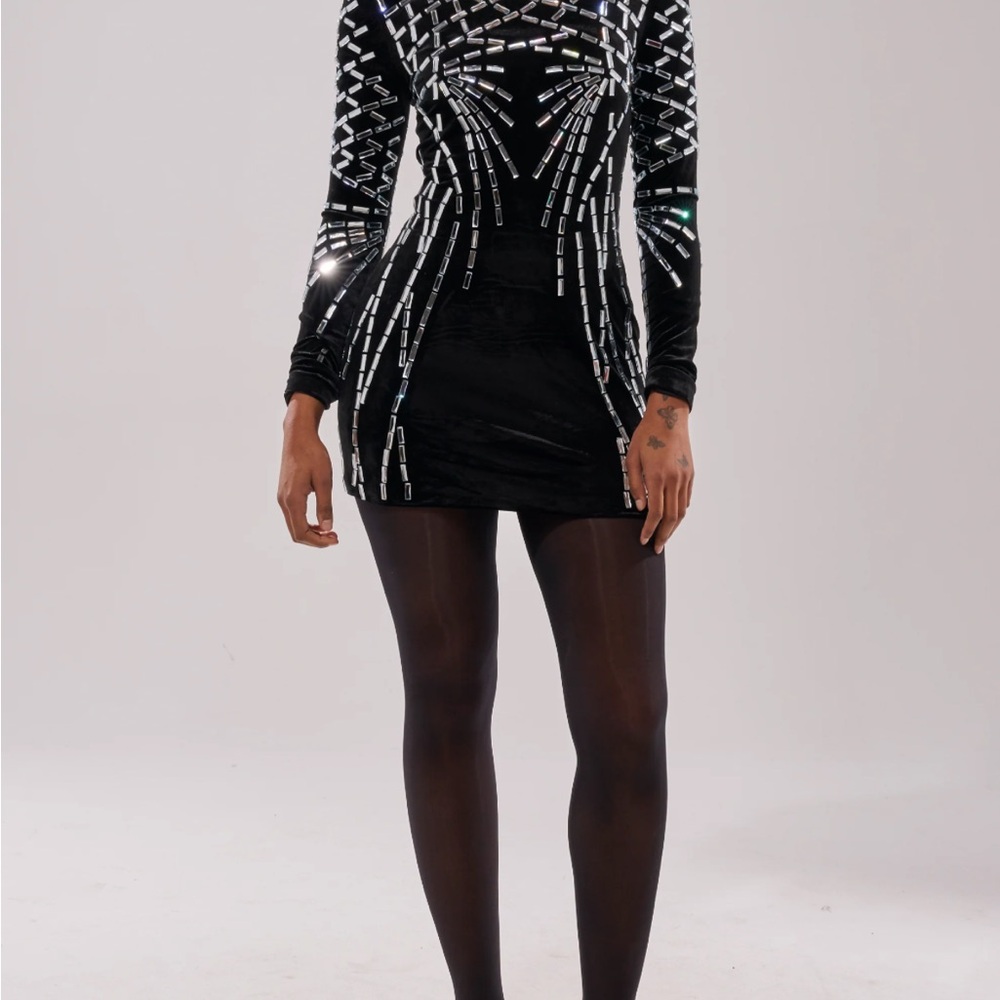 AKIRA Black and Silver Sequin Long Sleeve Dress